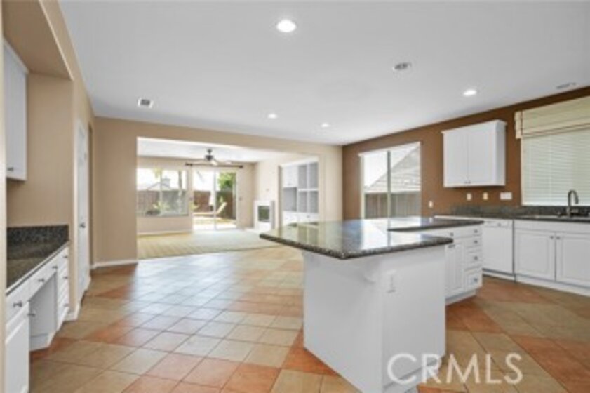 27139 Oak Glen Street Photo