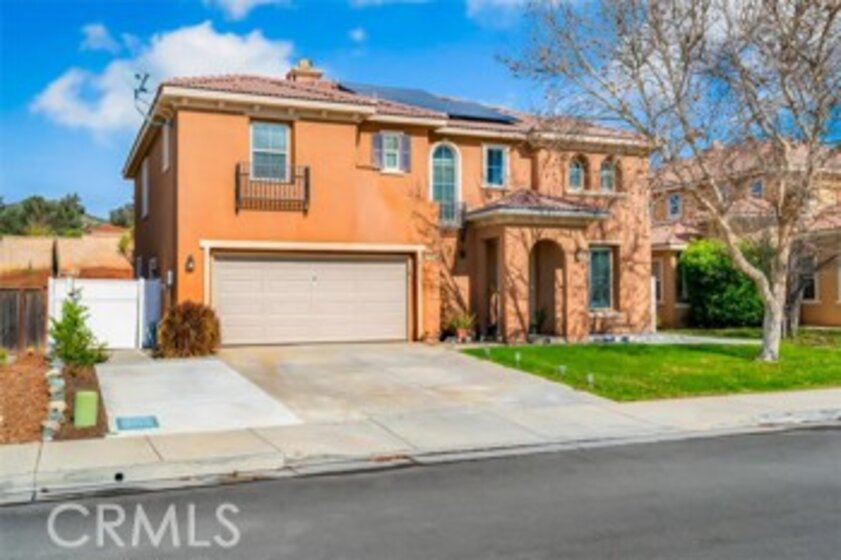 27665 Hackberry Street Photo