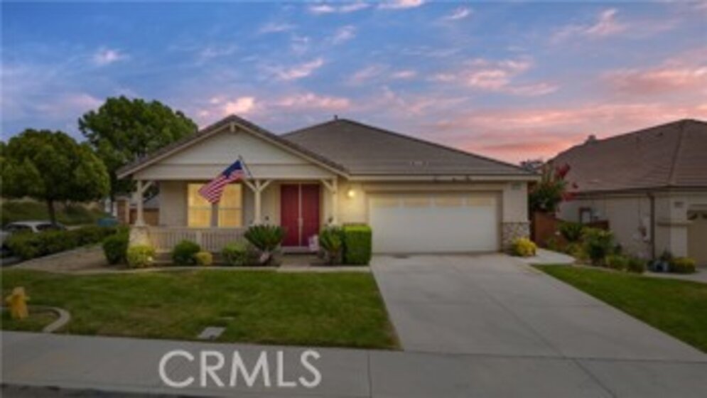 36204 Bur Oaks Avenue Photo